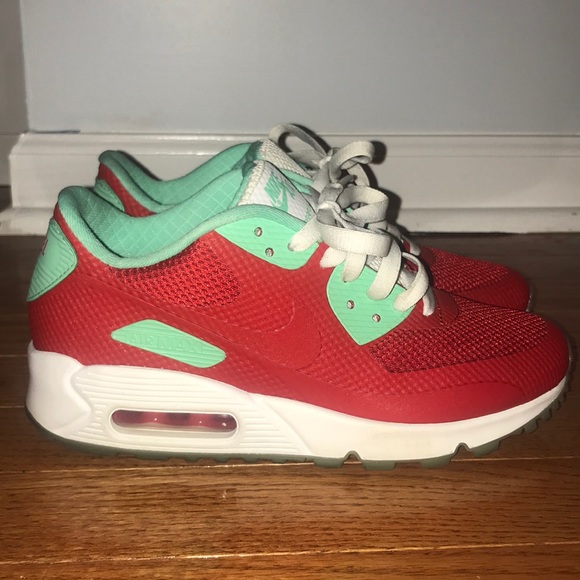 Green, red, and white Nike Air Max - Picture 2 of 7